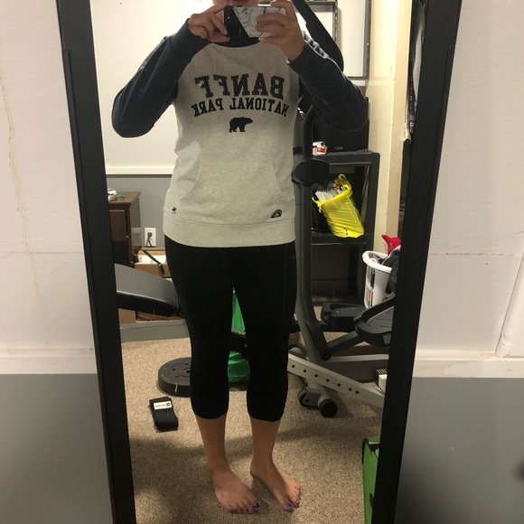 Banff sweater - Picture 6 of 6